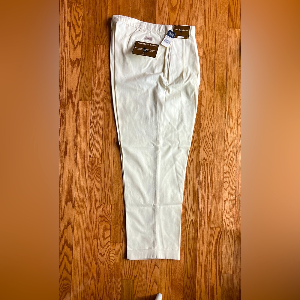Men’s pleated Ralph Lauren pant